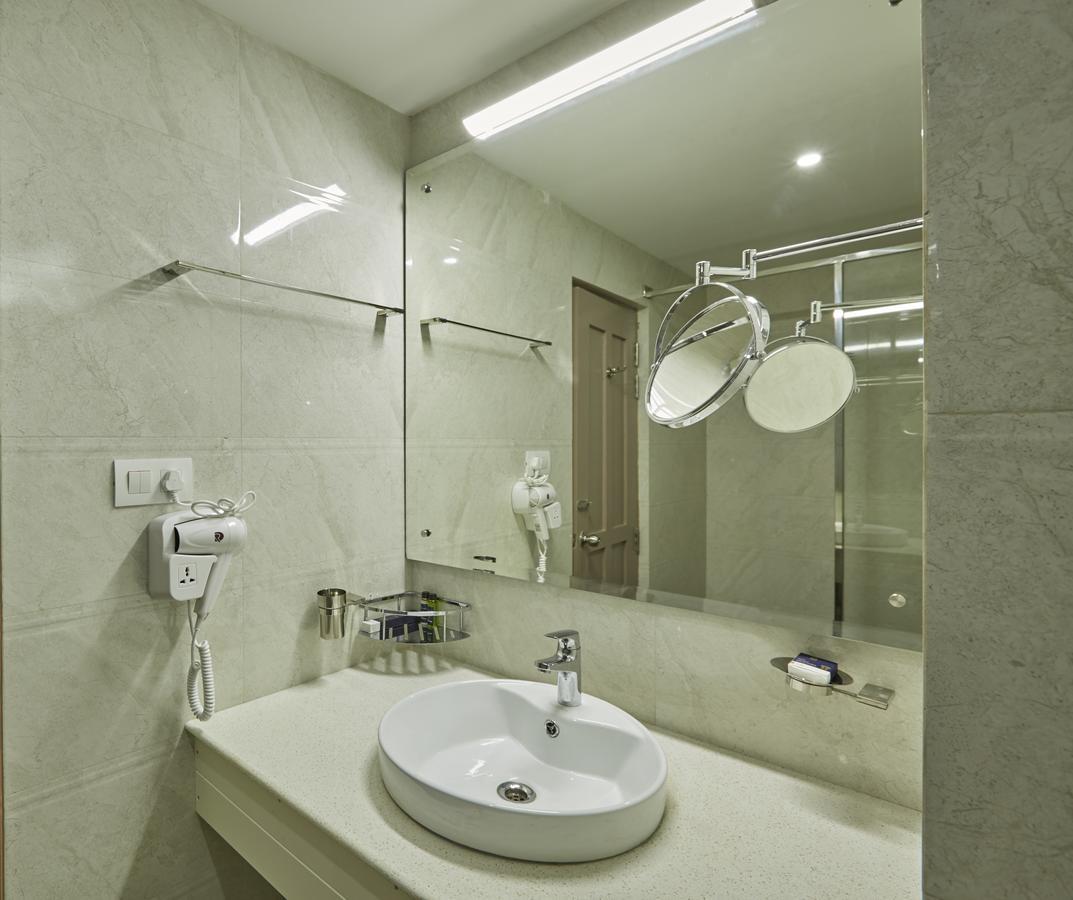 Sterling Guruvayur Hotel Екстериор снимка